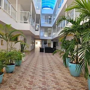 Caribbean Island Piso 2 Aparthotel